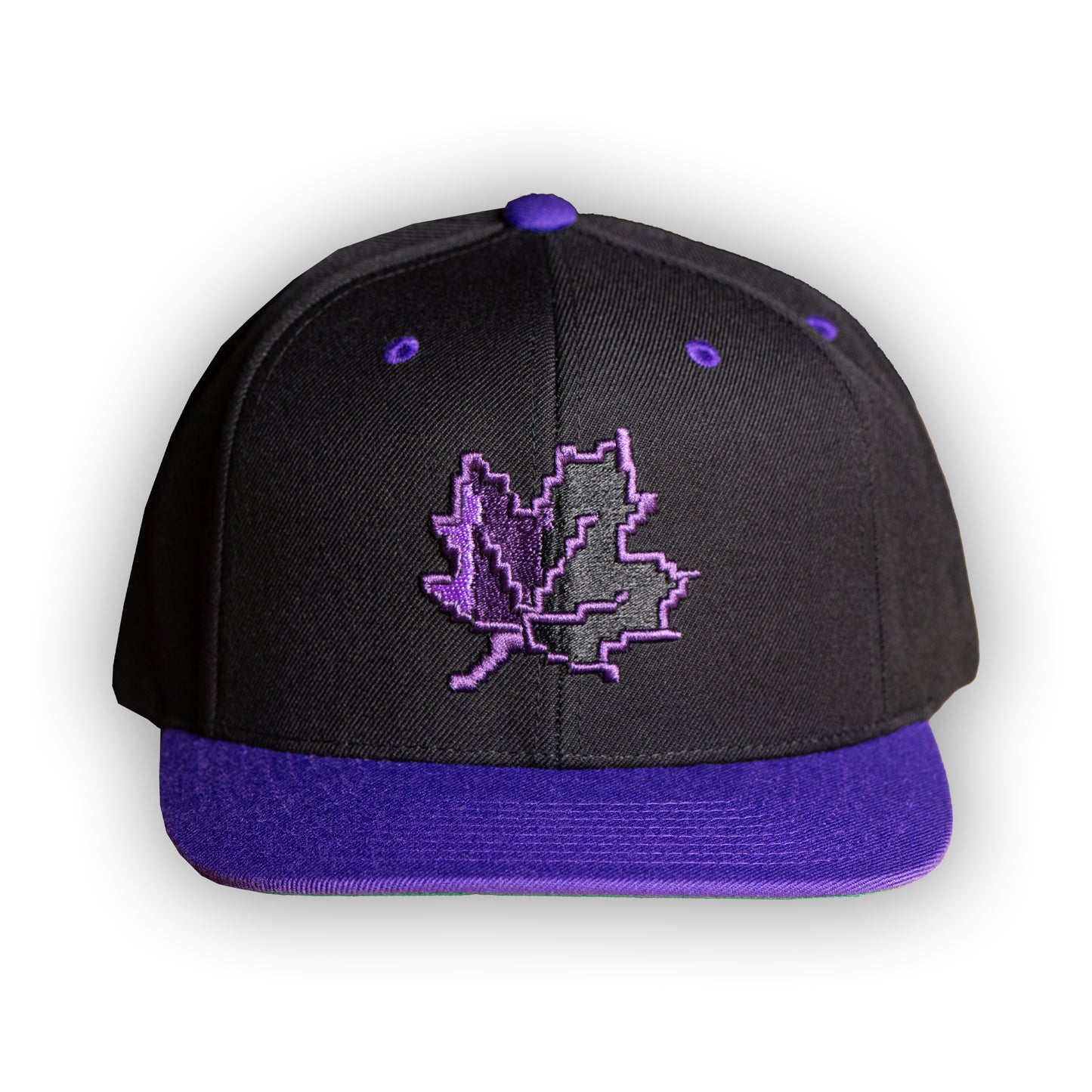 8 bit Maple Leaf - Black/Purple